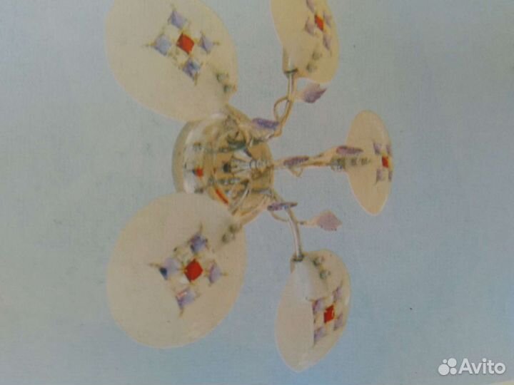 Комплект люстра и два бра новые