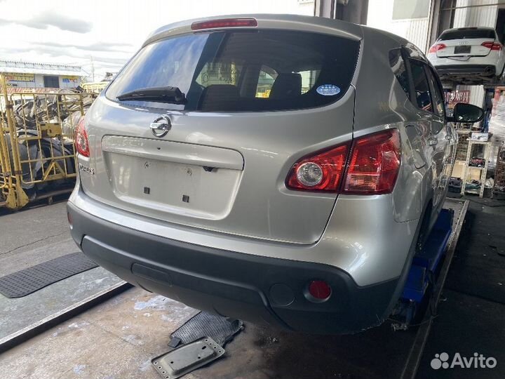 Накладка двигателя Nissan Dualis NJ10