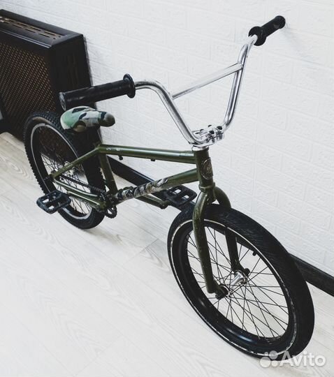 Трюковой велосипед bmx (бмх бейм беймик)