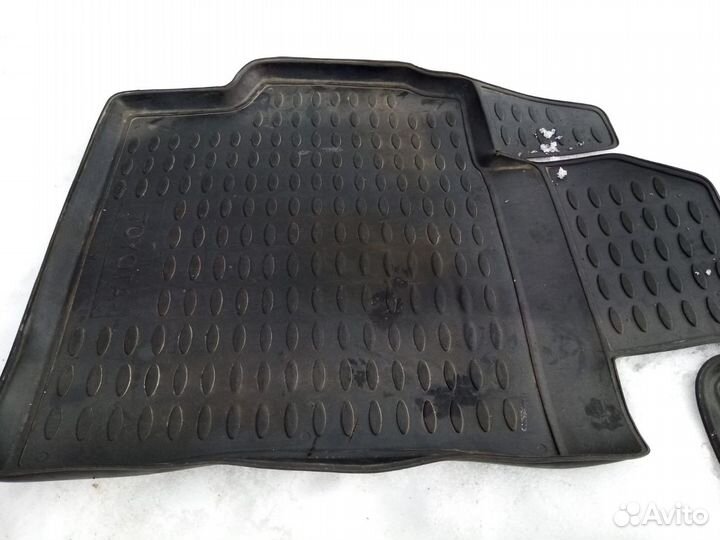 Автомобильные коврики toyota camry