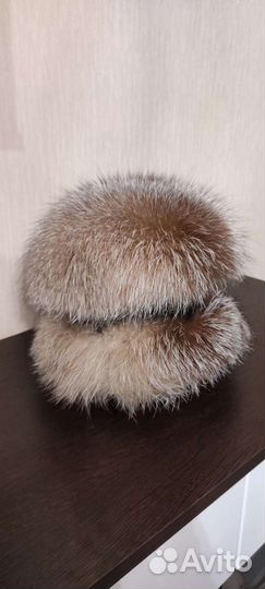 Женские меховые шапки