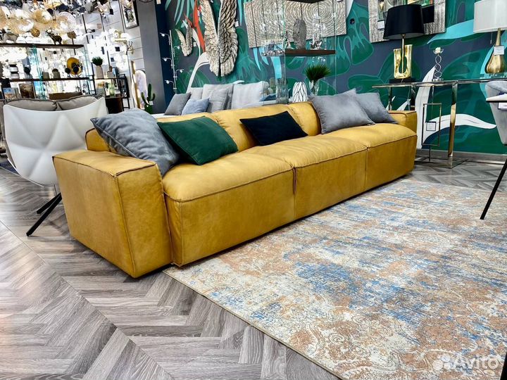 Диван из натуральной кожи