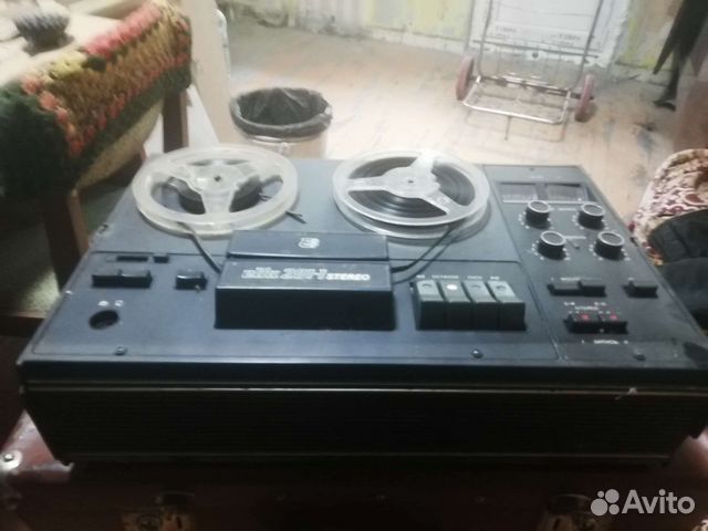 Катушечный магнитофон