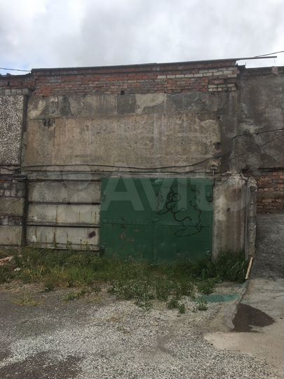 Гараж, > 30 м²