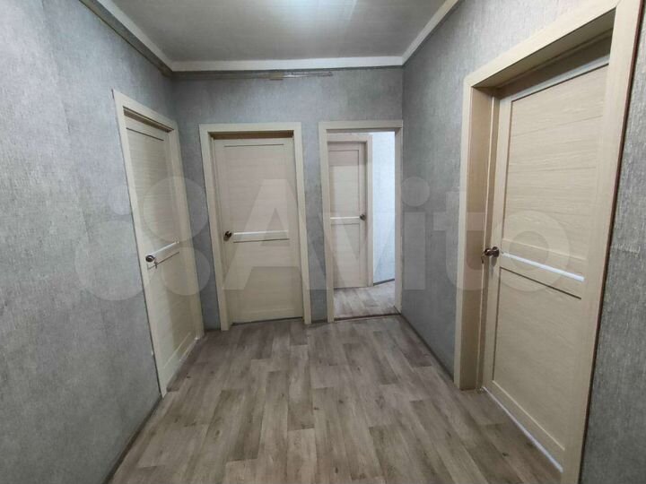 3-к. квартира, 55 м², 1/2 эт.