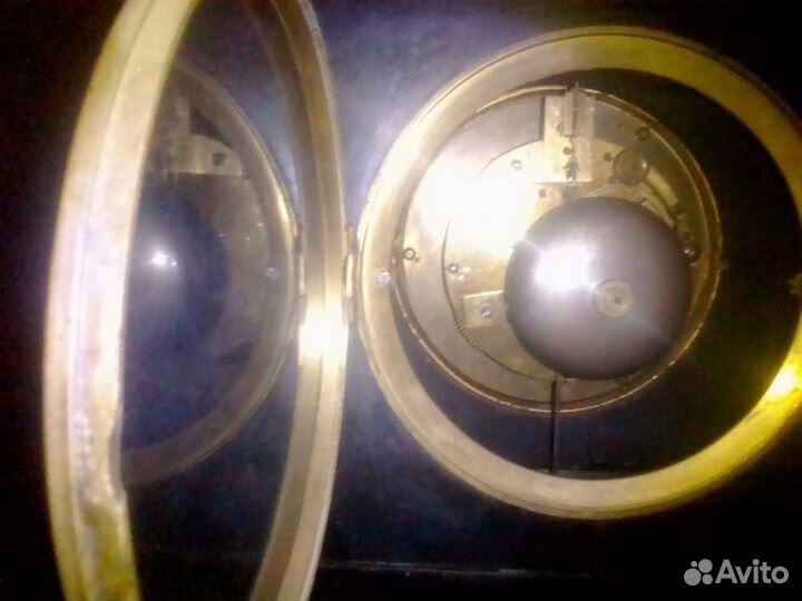 Антикварные часы