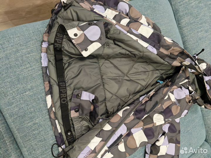 Куртка зимняя женская спортивная