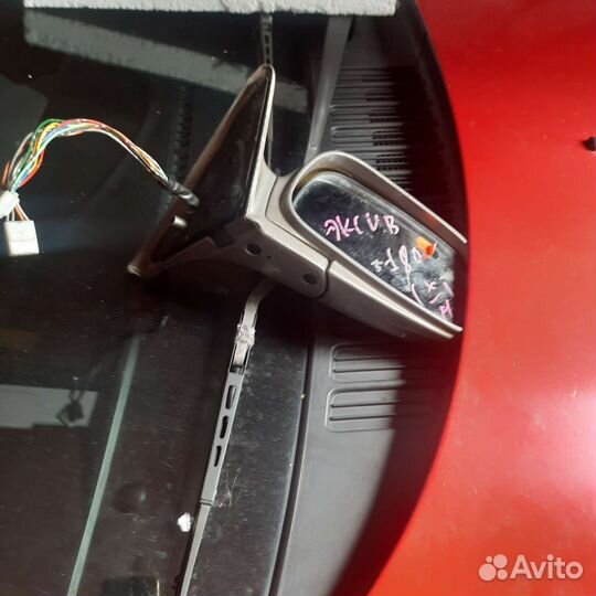 Зеркало заднего вида