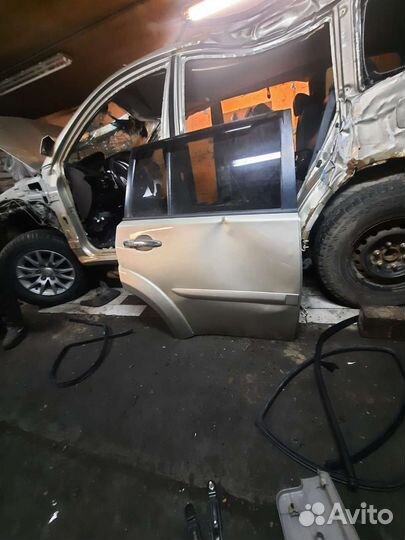 Дверь задняя правая mitsubishi pajero sport 2