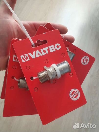 Пресс-фитинг Valtec 20х1/2