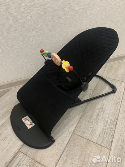 Шезлонг детский