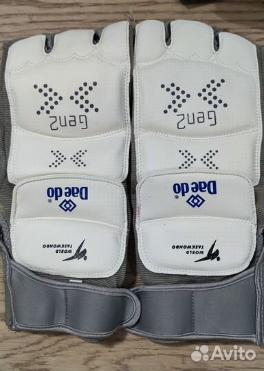 Электронные футы для тхэквондо