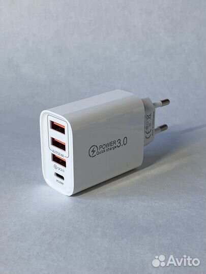 Зарядное устройство адаптер 3хUSB 1xType-C новое