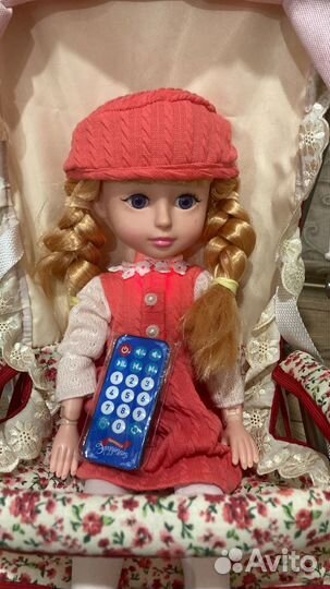 Кукла с коляской