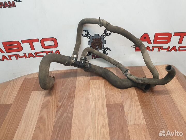 Патрубок радиатора Peugeot 408