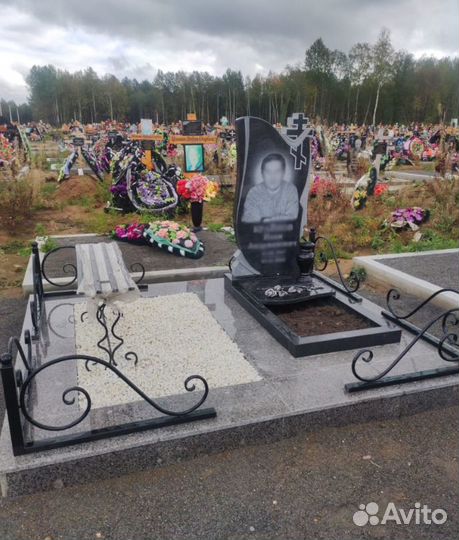 Памятники, благоустройство.Череповец фирма Обелиск