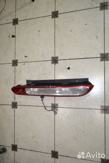 Фонарь задний левый (хэтчбэк) Ford Focus 2