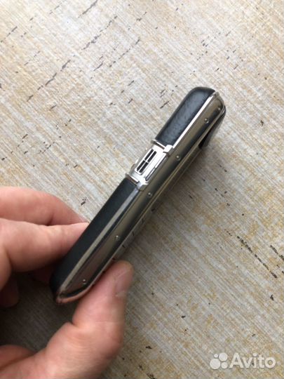 Vertu Constellation T нержавеющая сталь черная кожа, 16 ГБ