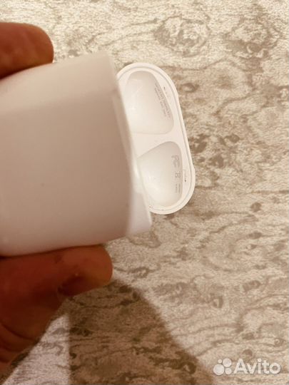 Кейс с левыми наушником Оригинал AirPods 2