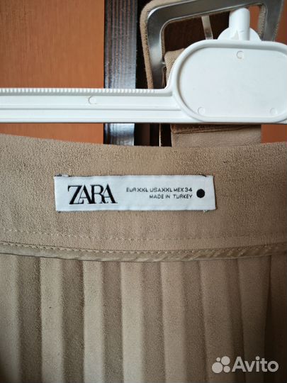 Юбка Zara миди бежевая