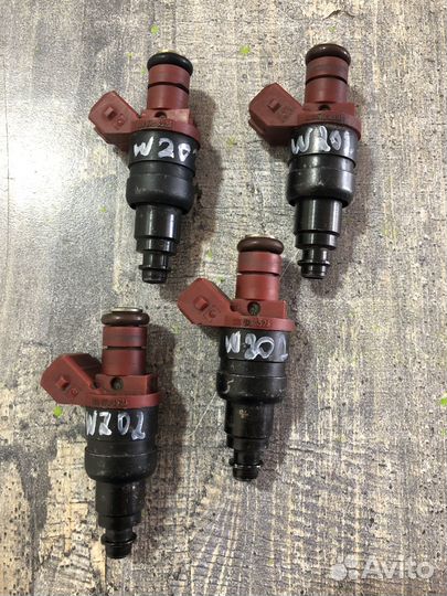Топливные форсунки Mercedes W202 / Мерседес