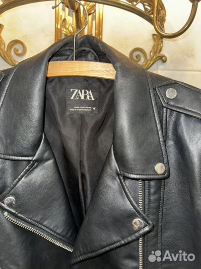 Кожанка zara оригинальная женская M