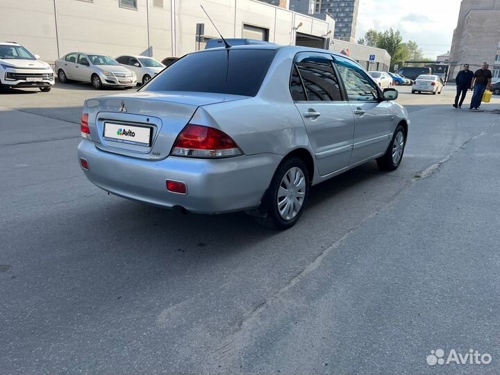 Mitsubishi Lancer 1.6 AT, 2005, 220 000 км