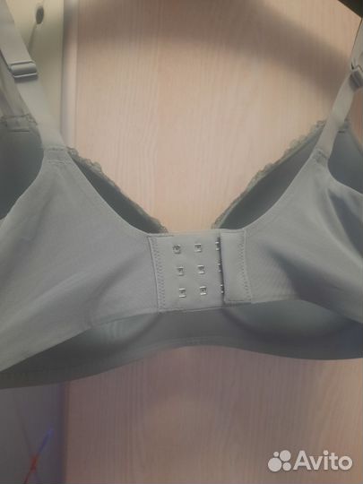 Бюстгальтер uniqlo