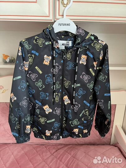 Ветровка для девочки