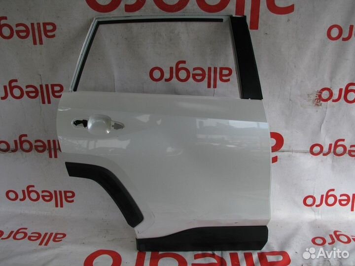Toyota Rav4 V дверь задняя правая 2019+