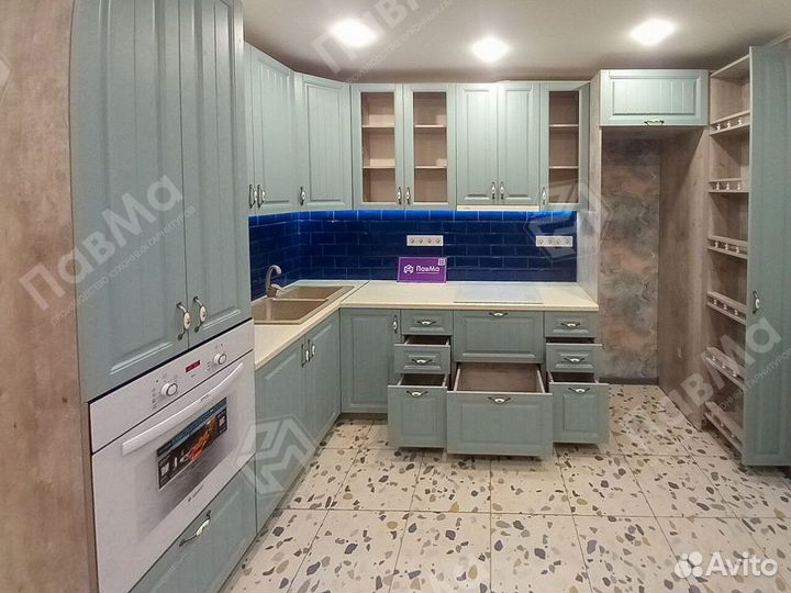 Кухонные гарнитуры на заказ под ключ