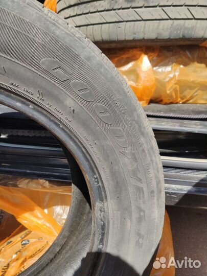 Goodyear Assurance 225/65 R17 102T