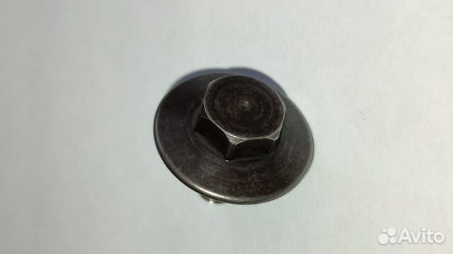 Болт привода тнвд V9X