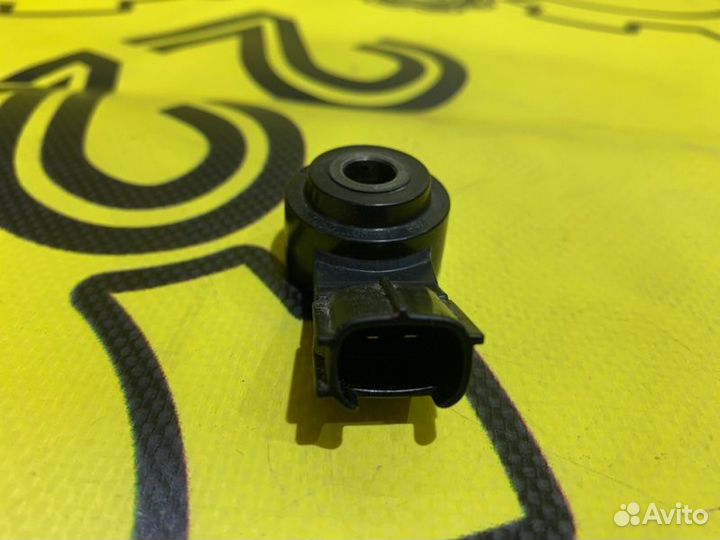 Датчик детонации Toyota Wish ZNE10 1ZZ-FE 2006