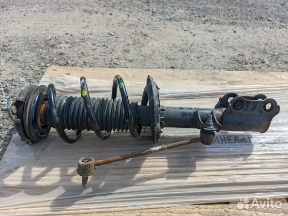 Стойка амортизатора передняя Хендай Туксон 3