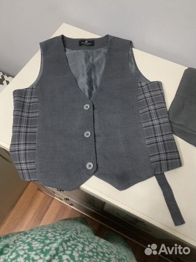 Школьная форма серая