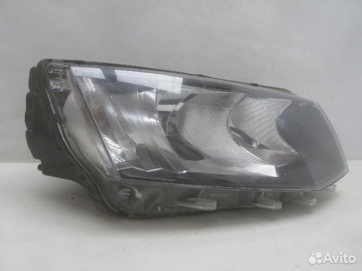Фара правая Skoda Octavia