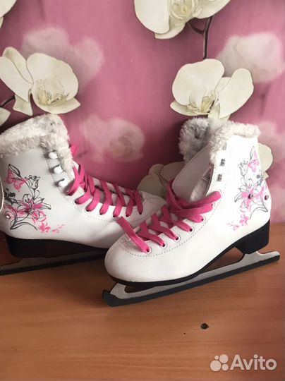 Коньки фигурные 35-36 размер
