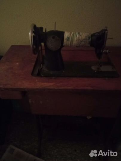 Швейная машина