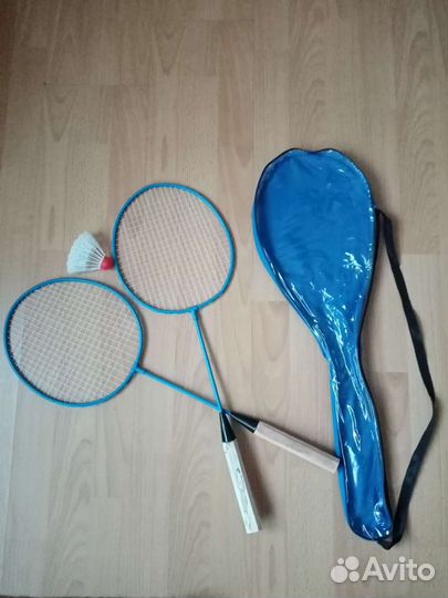 Ракетка для бадминтона