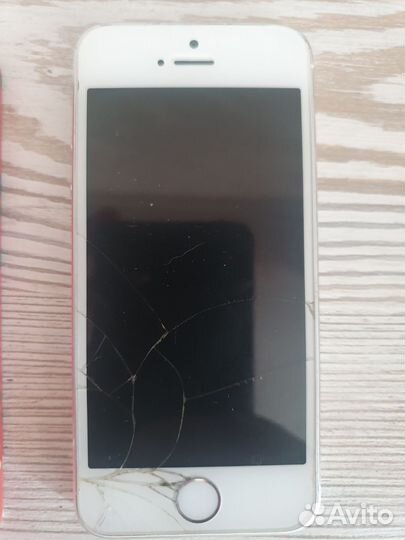 iPhone 5C, 16 ГБ