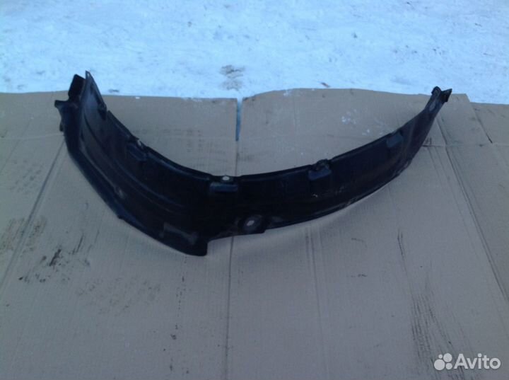 Nissan Patrol Y61 подкрыльник передний левый/правы