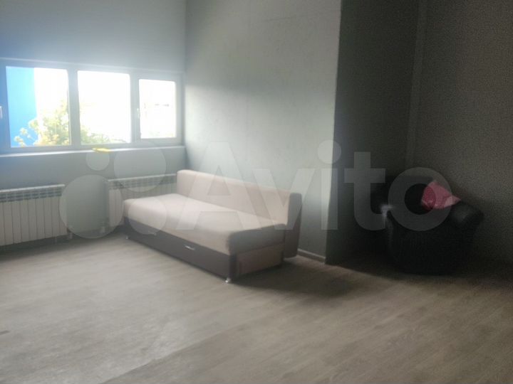 Склад, 690 м²