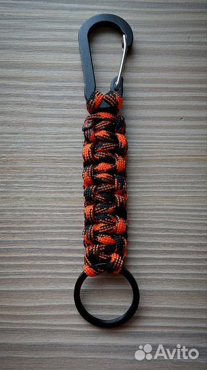 Брелок из паракорда, ручная работа