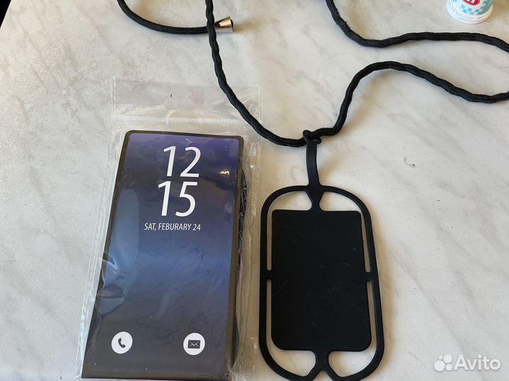 Универсальный держатель для телефона Финляндия