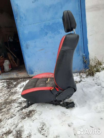 Сиденья на Ауди 100, А6 С4