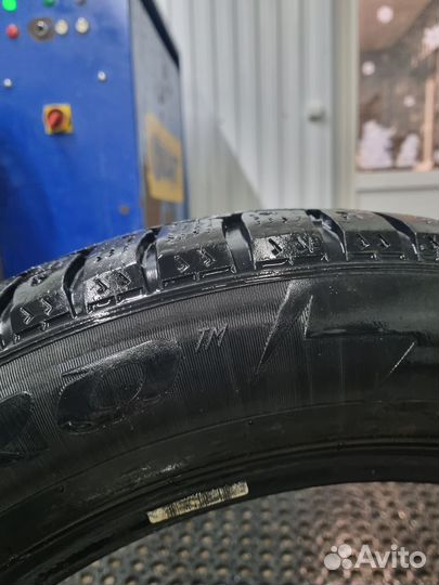 Pirelli Ice Zero 225/55 R17