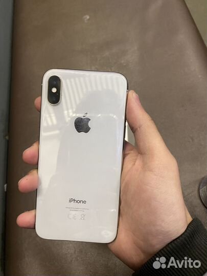 iPhone X, 64 ГБ