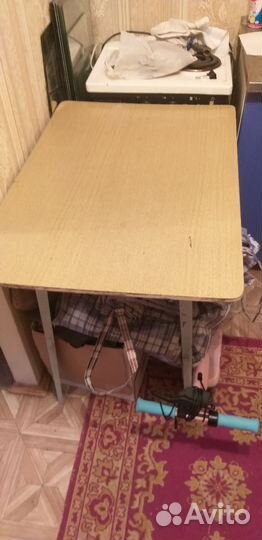 Кухонный стол бу