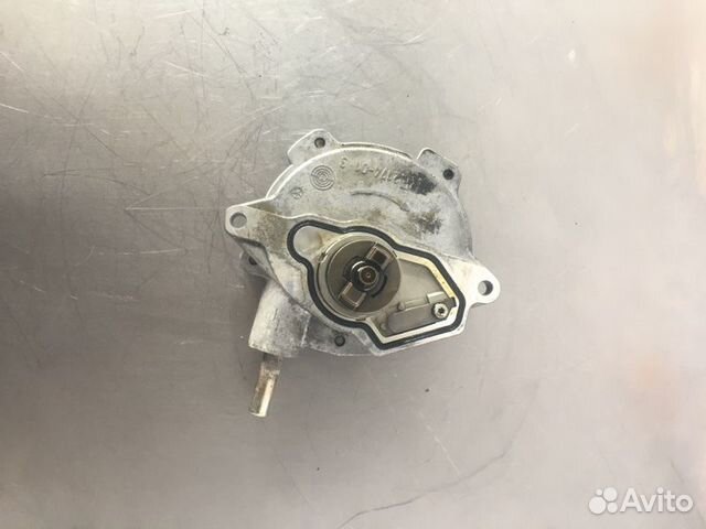 Насос вакуумный Mercedes C-Class W203 M271 1.8I